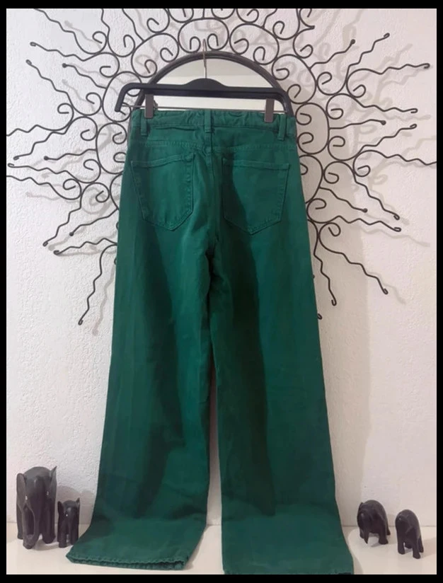 Jeans Verde Vibrante KIABI– Coleção Eco Design – photo 4